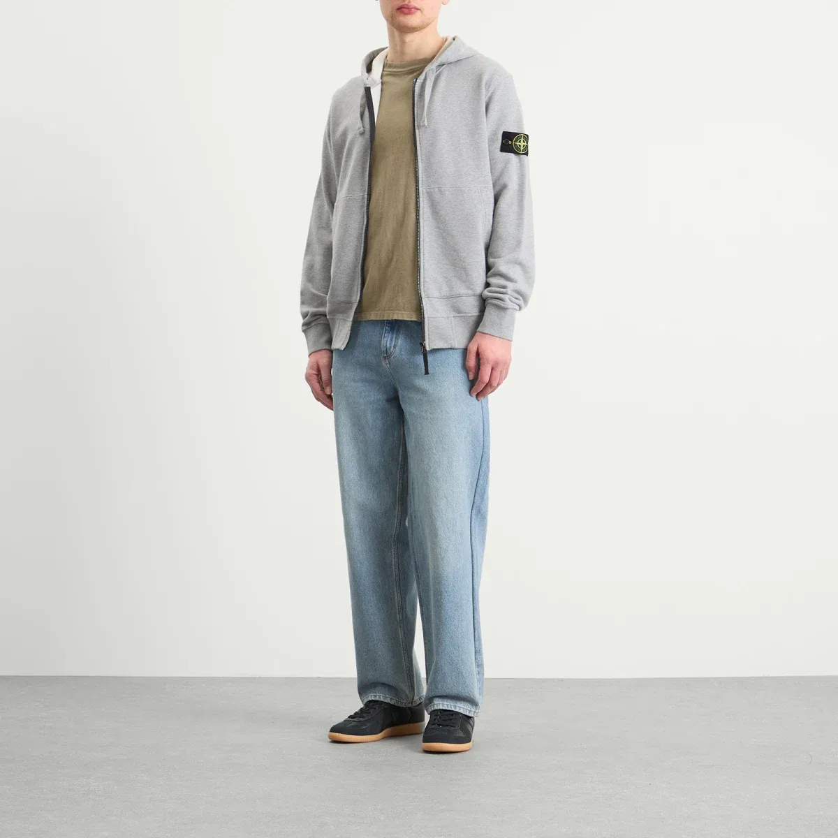 Худи на молнии Garment Dyed Zip Hoodie Stone Island, Melange Grey — фото 4