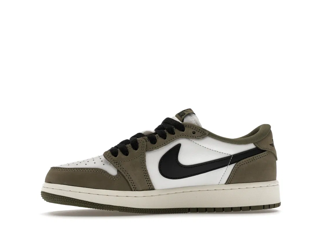 Детские кроссовки с низким силуэтом Jordan 1 Retro Low OG Medium Olive, Medium Olive/Summit White/Sail/Black — фото 3