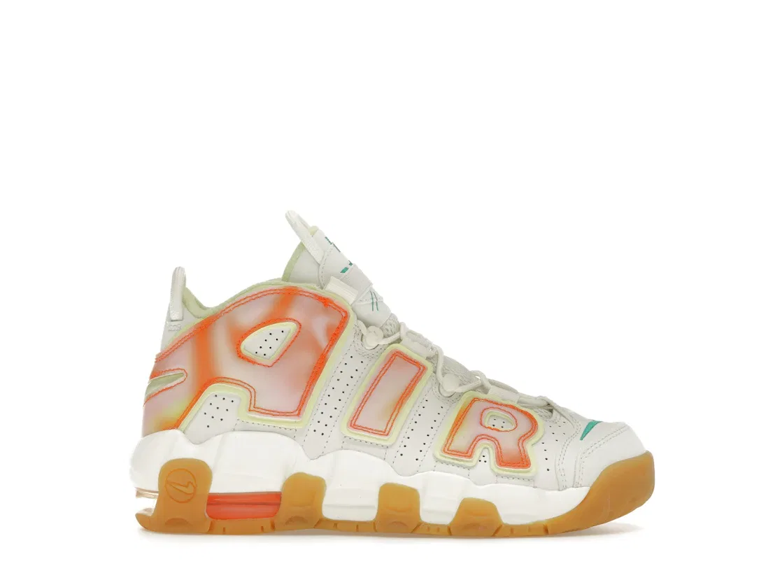 Детские кроссовки Lifestyle Nike Air More Uptempo Nike, Sail Luminous Green Gum Light Brown Stadium Green