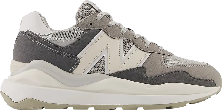 Кроссовки New Balance 57/40 Big Kid Wide 'Castlerock Moonbeam', серый — фото 2