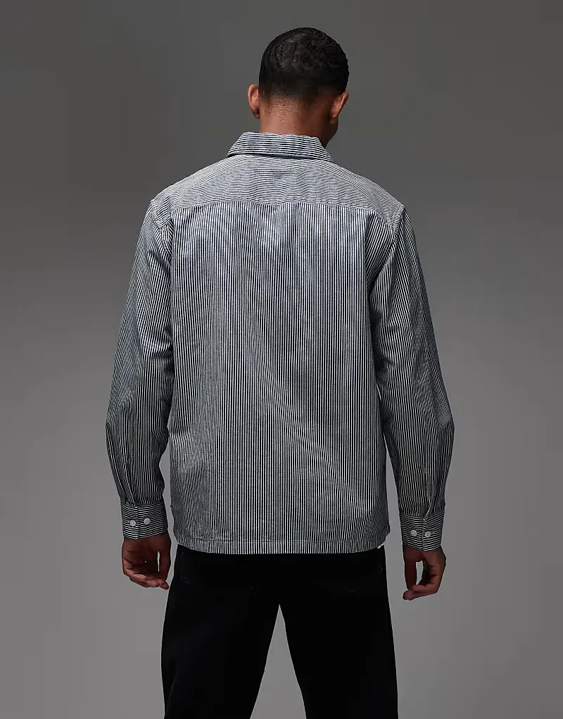 Джинсовая рубашка Levi's Workwear Capsule в синюю полоску с биркой с логотипом — фото 3