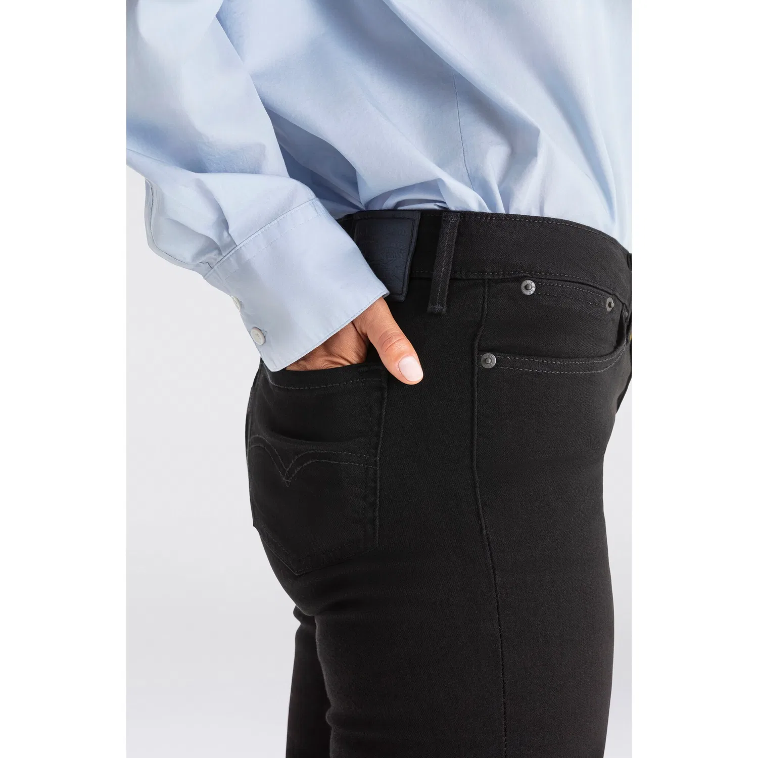 Женские джинсы с зауженным кроем Levi's, Midnight Gaze — фото 3