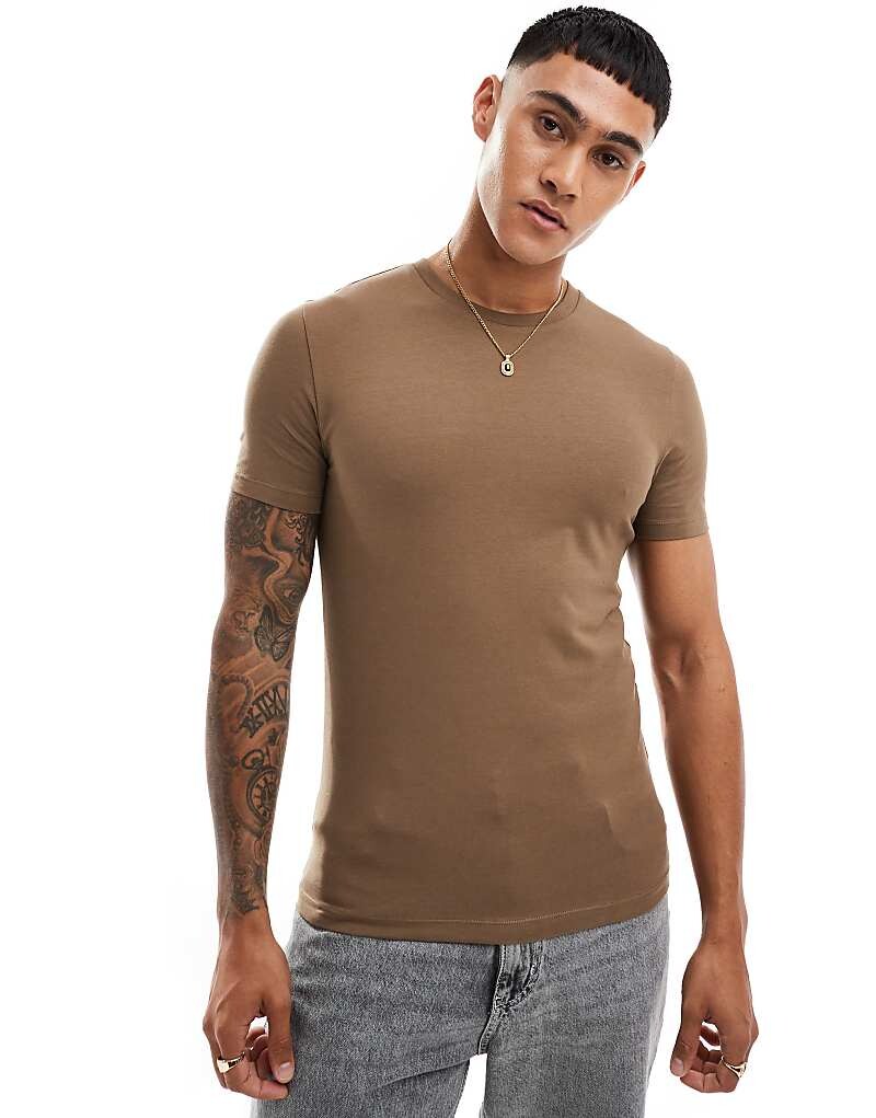 

ASOS DESIGN – Essential – коричневая футболка выгодного кроя