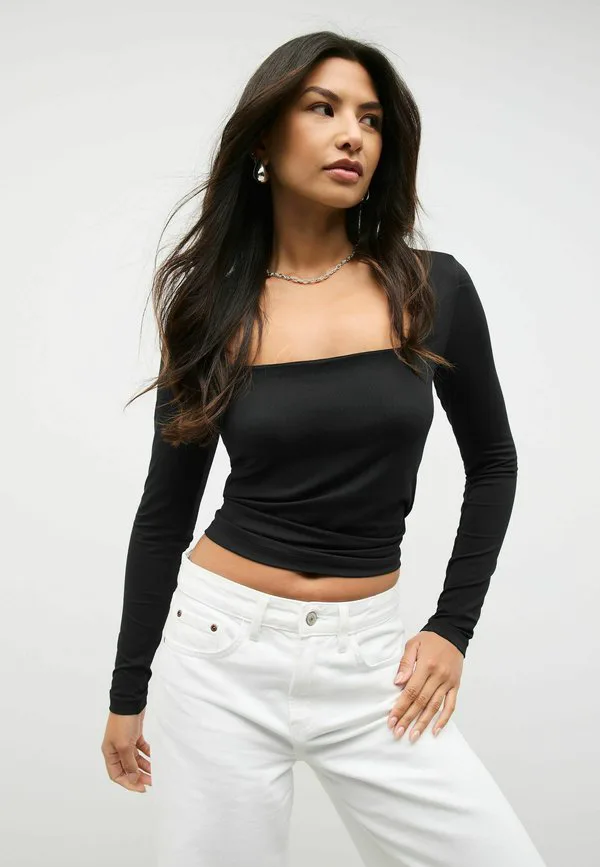 

Мягкая на ощупь футболка с квадратным вырезом и длинными рукавами Next, Black, Черный, Мягкая на ощупь футболка с квадратным вырезом и длинными рукавами Next, Black