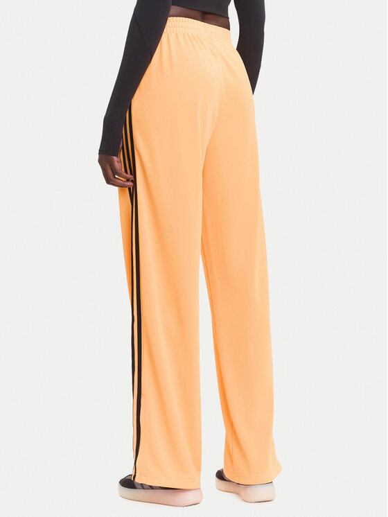Джоггеры loose fit adicolor Classic Firebird JY2694 Adidas, жёлтый — фото 3
