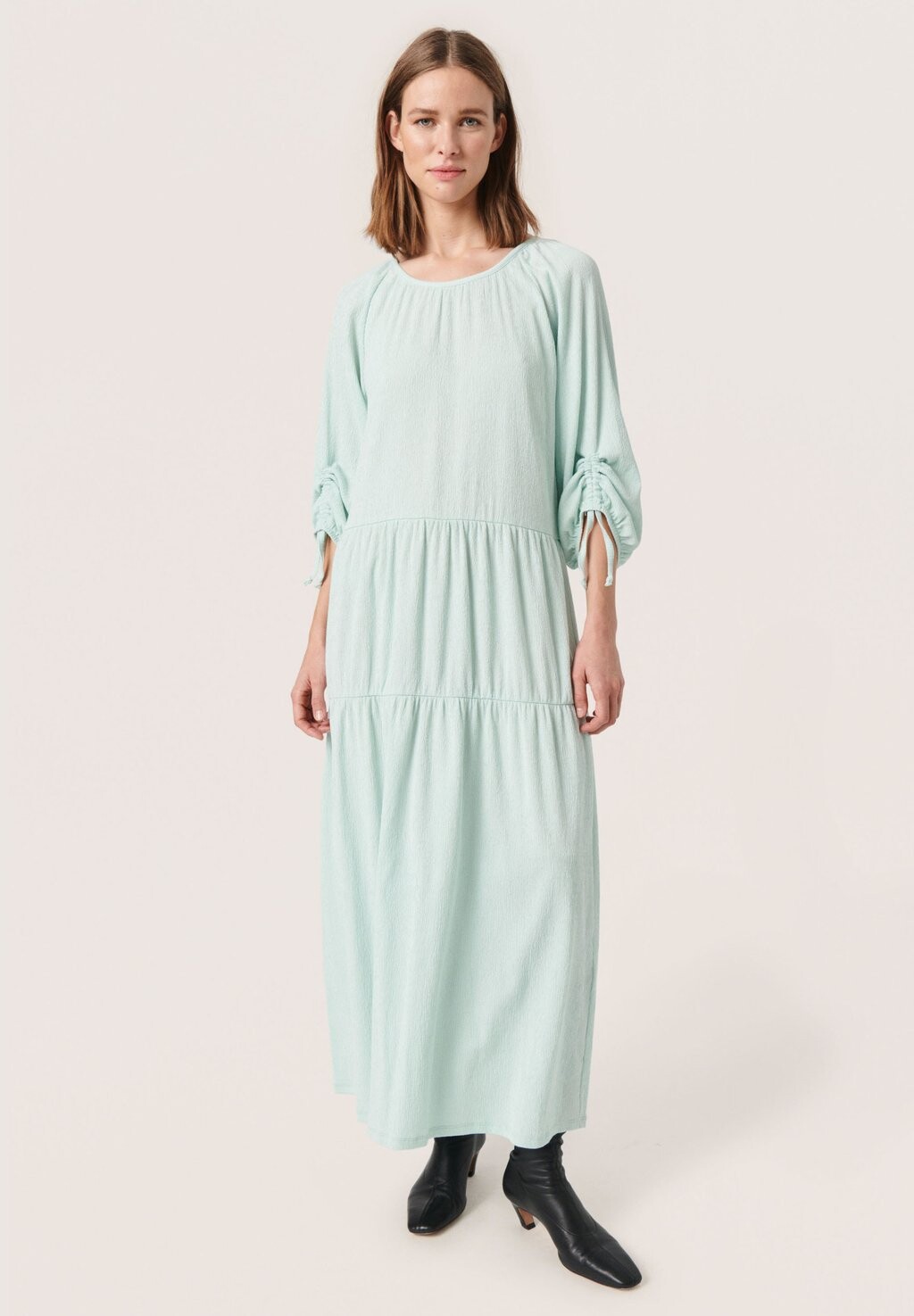 

Длинное платье CATHARINA Soaked in Luxury, синий