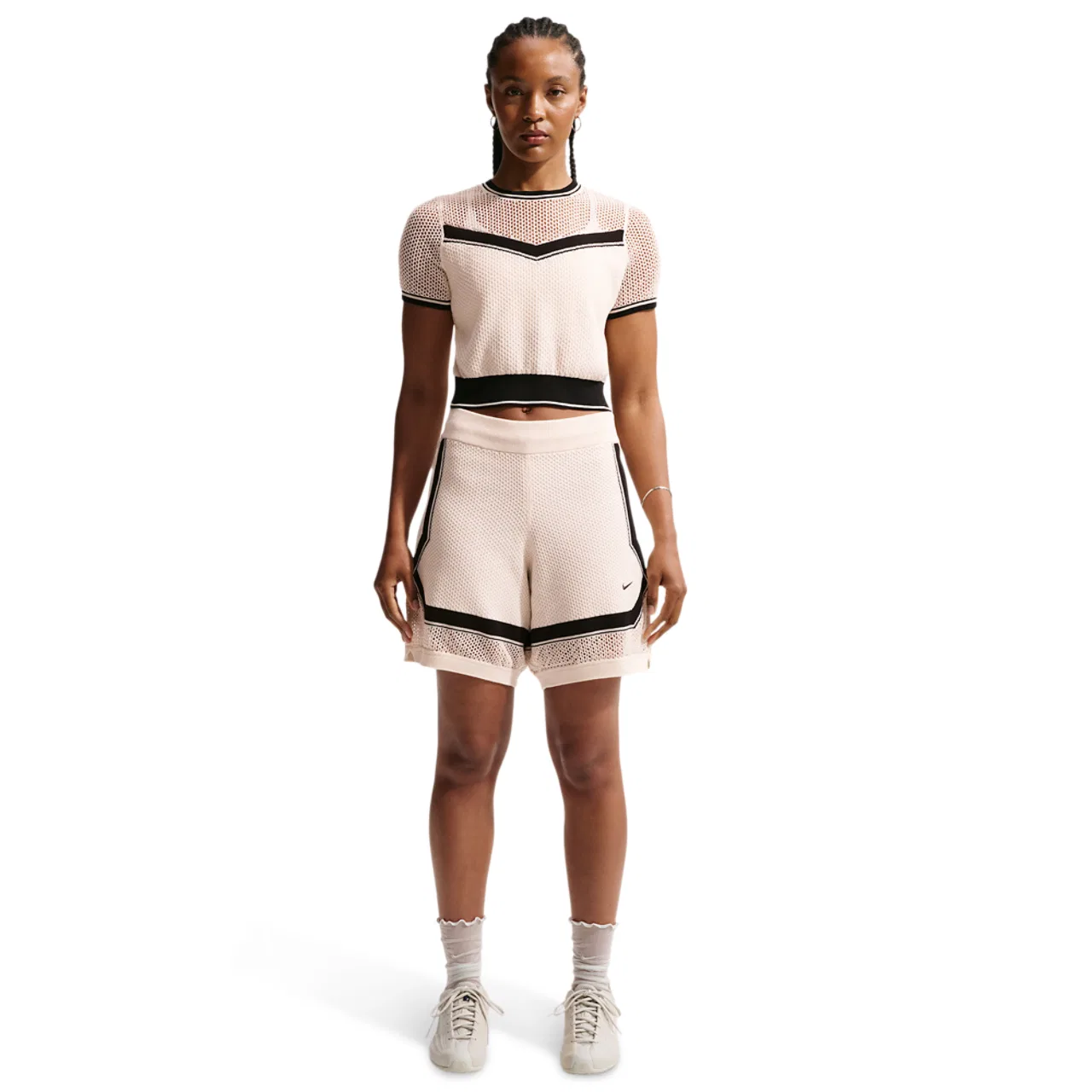 Женский топ с открытым трикотажем, укороченный, Nike NSW Chill Op Knit SS Crop Top, Chalk/Black/Black — фото 3