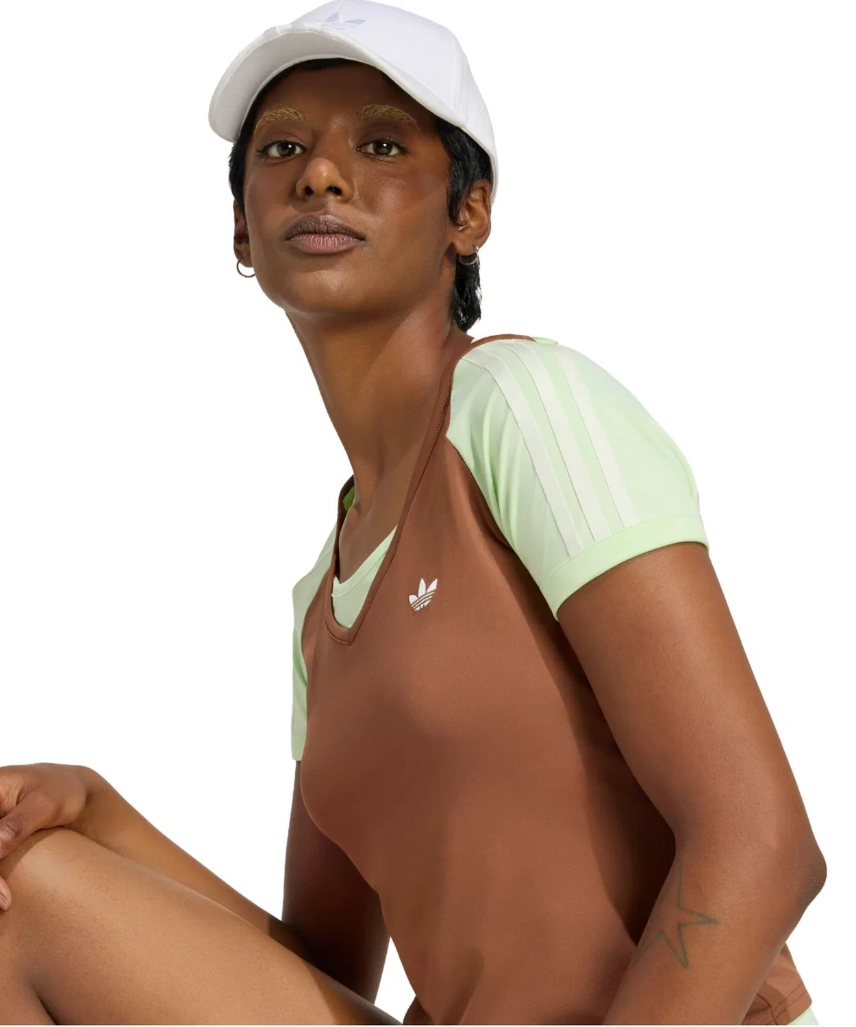 Женская футболка с принтом Summer Glow Vintage Adidas, Коричневый — фото 2