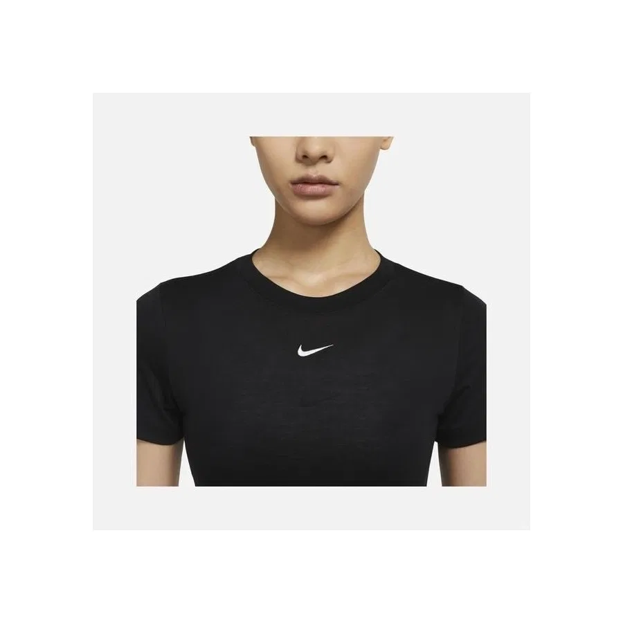 Женская футболка с укороченным кроем Sportswear Essential Nike, Черный — фото 2