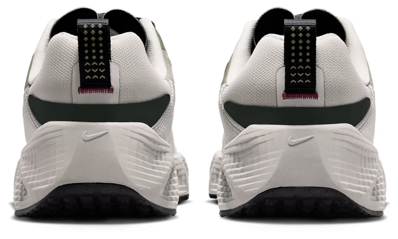 Кроссовки для мальчиков Ava Rover Nike, цвет Dark Smoke Grey/Light Army/Pink Smoke — фото 3