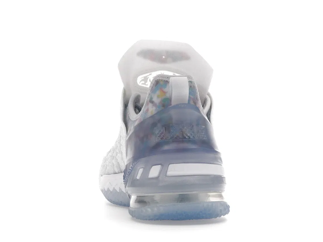 Детские кроссовки с системой амортизации Nike LeBron 18 NRG, Blue Tint/White/Clear — фото 4
