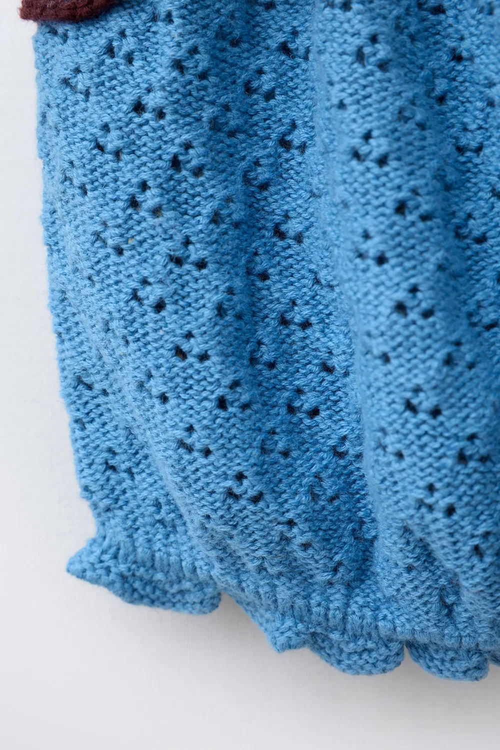 Вязаный топ с оборками и вышивкой из смеси хлопка и льна. ZARA, Bluish — фото 4