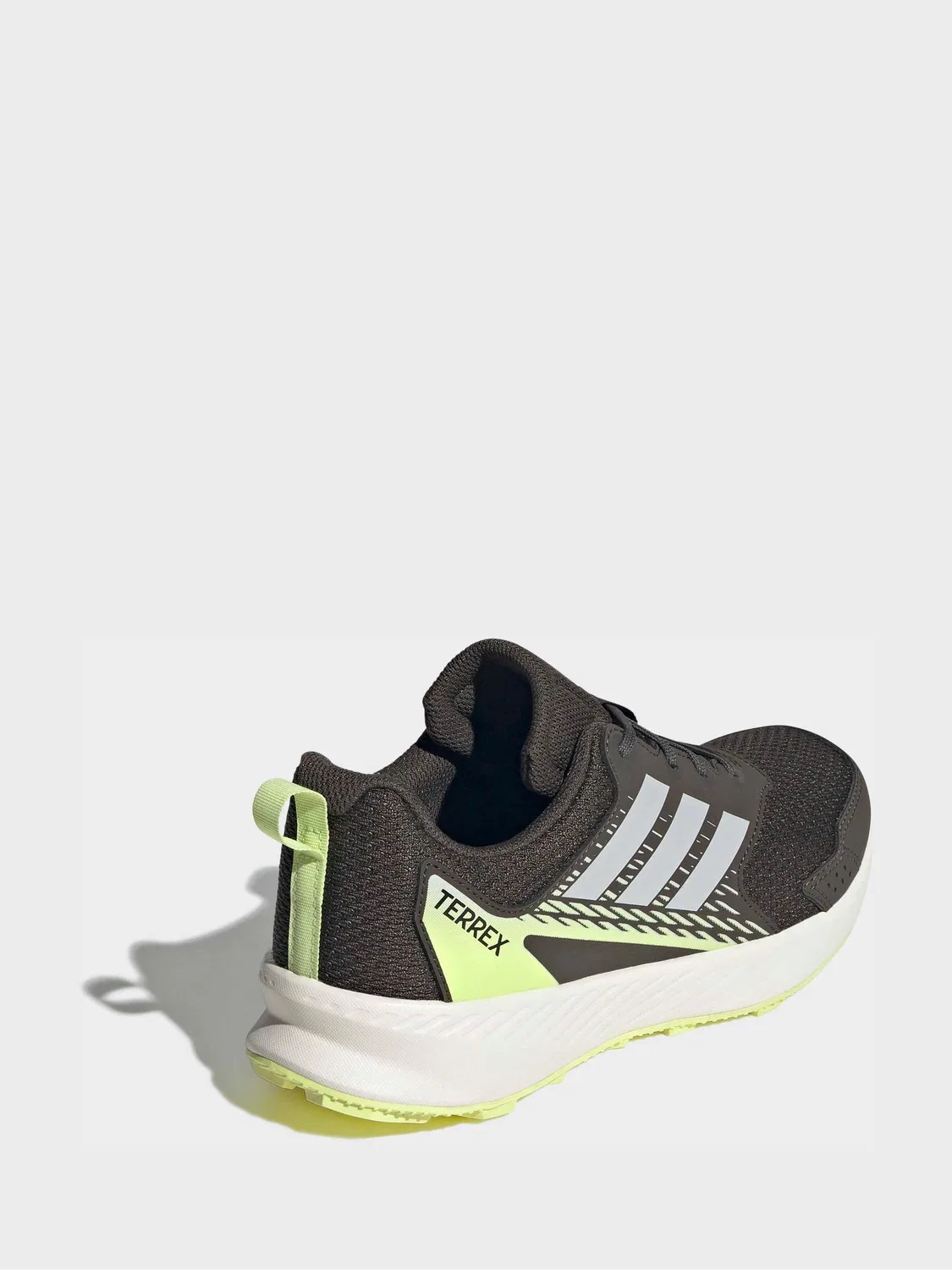 Кроссовки для трейлраннинга Terrex Tracefinder adidas, зеленые — фото 4