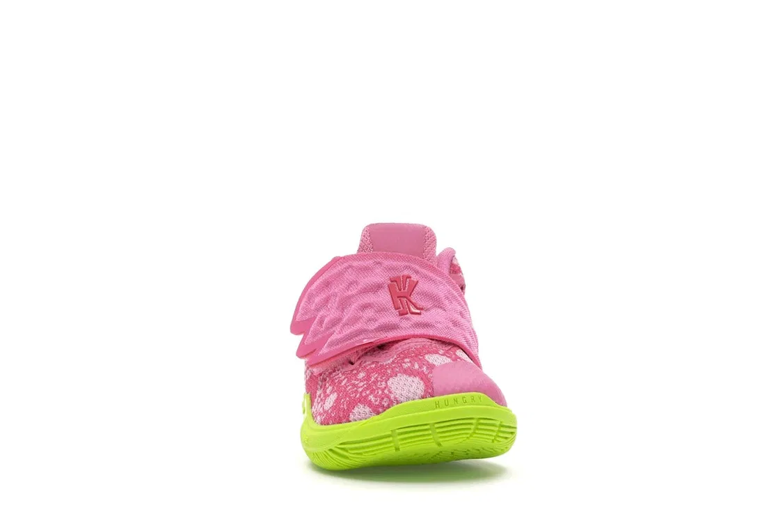 Детские кроссовки для мальчиков с дизайном Nike Kyrie 5 Spongebob Patrick Nike, Lotus Pink/University Red — фото 2