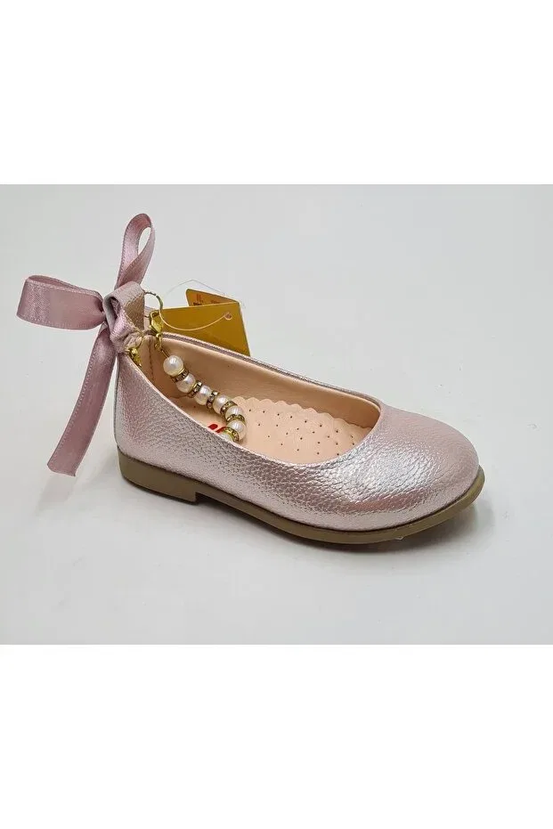 Детские балетки для девочек с вышивкой Patent leather children's ballerinas with pearls on the ankle Little Pumpkin, Powder — фото 2