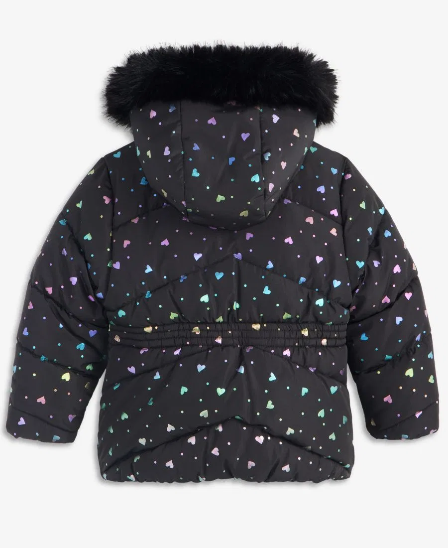 Детская куртка-пуховик стеганая с принтом, модель Foil Quilted Puffer Jacket With Faux-Fur-Trim Hood S Rothschild & CO, Black Rainbow Hearts — фото 2