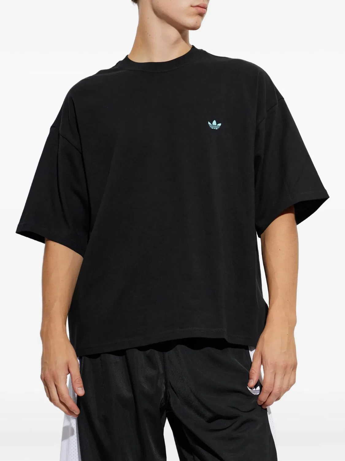 Футболка Originals Trefoil Essentials Adidas, черный — фото 3