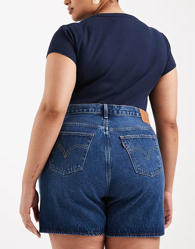 Рваные шорты Levi's Plus 501, средне-синий оттенок — фото 4