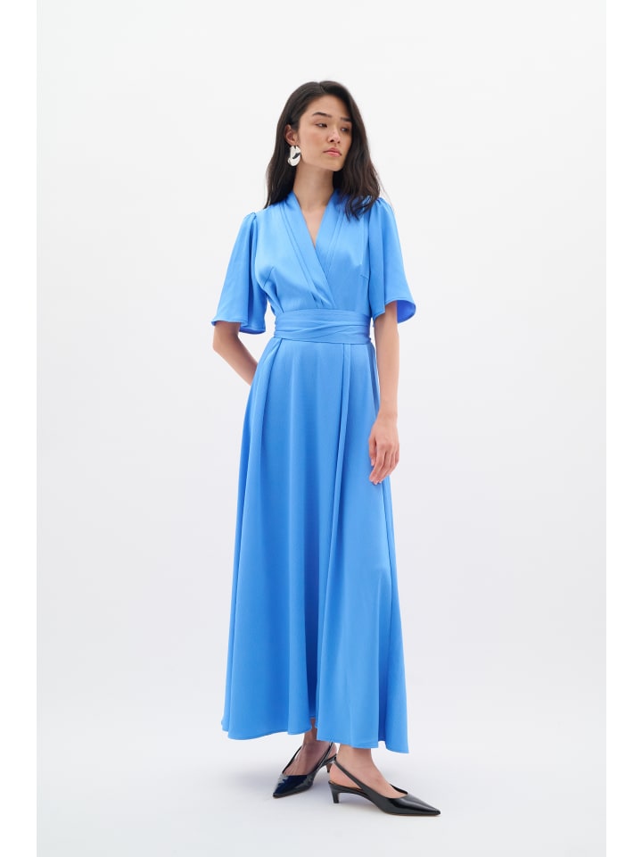 

Платье SendraIW, женственный силуэт в цвете Marina InWear