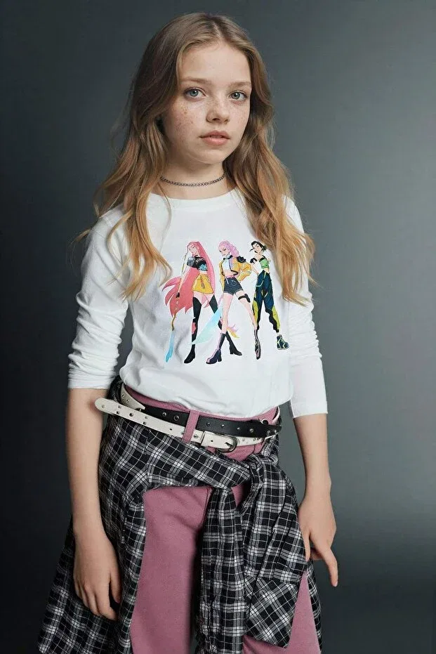 Детская футболка для девочек с принтом Kpop - demon hunters slim fit t-shirt for girls h3838a826sp Defacto, Ecru-Er105