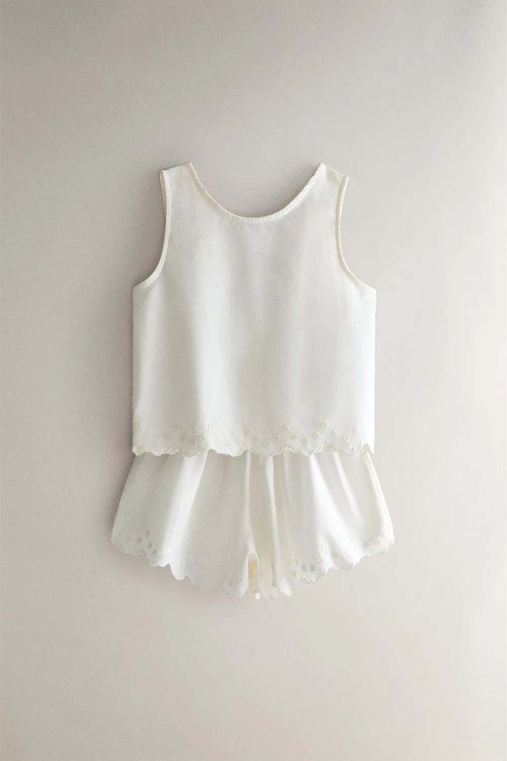 Детский комплект из вышитого хлопкового топа и шорт ZARA, Cream