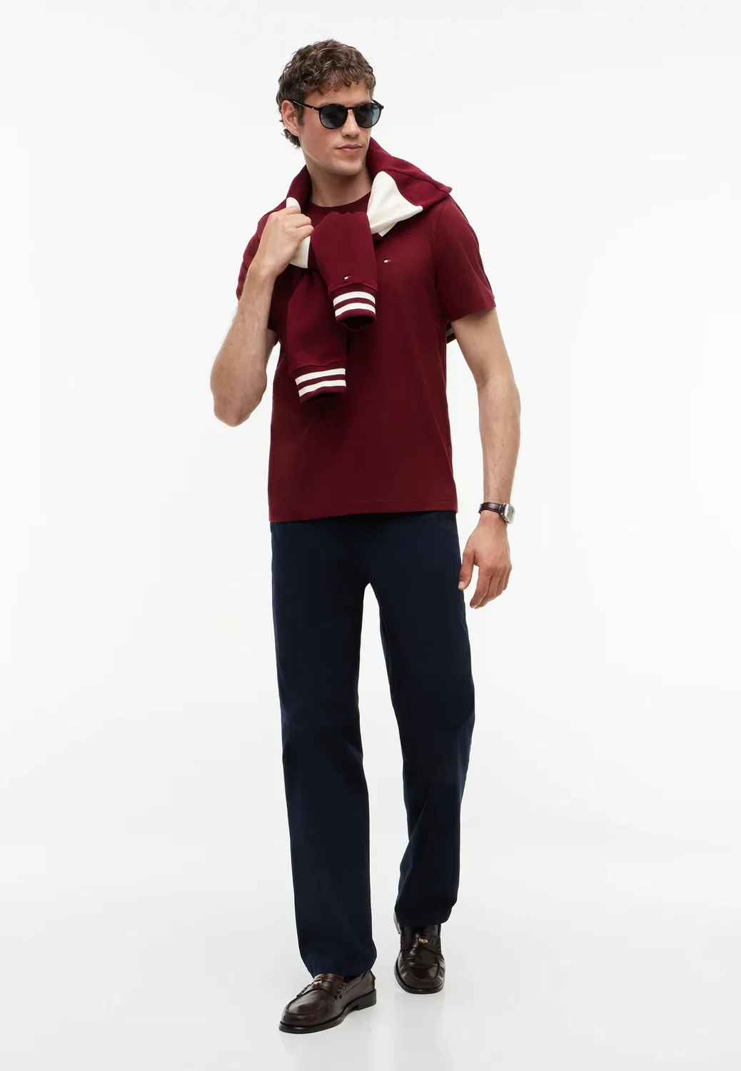 Сезонная базовая футболка из однотонной ткани Tommy Hilfiger, Burgundy — фото 2