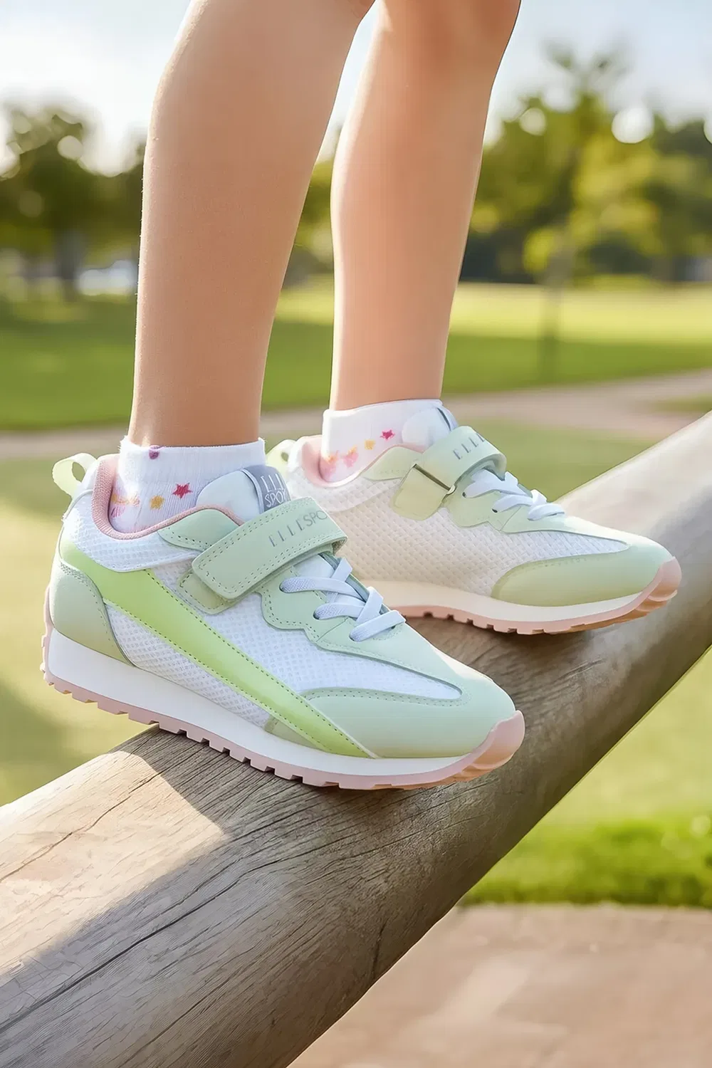 Кроссовки с сетчатыми вставками и липучкой Elle Sport, Green