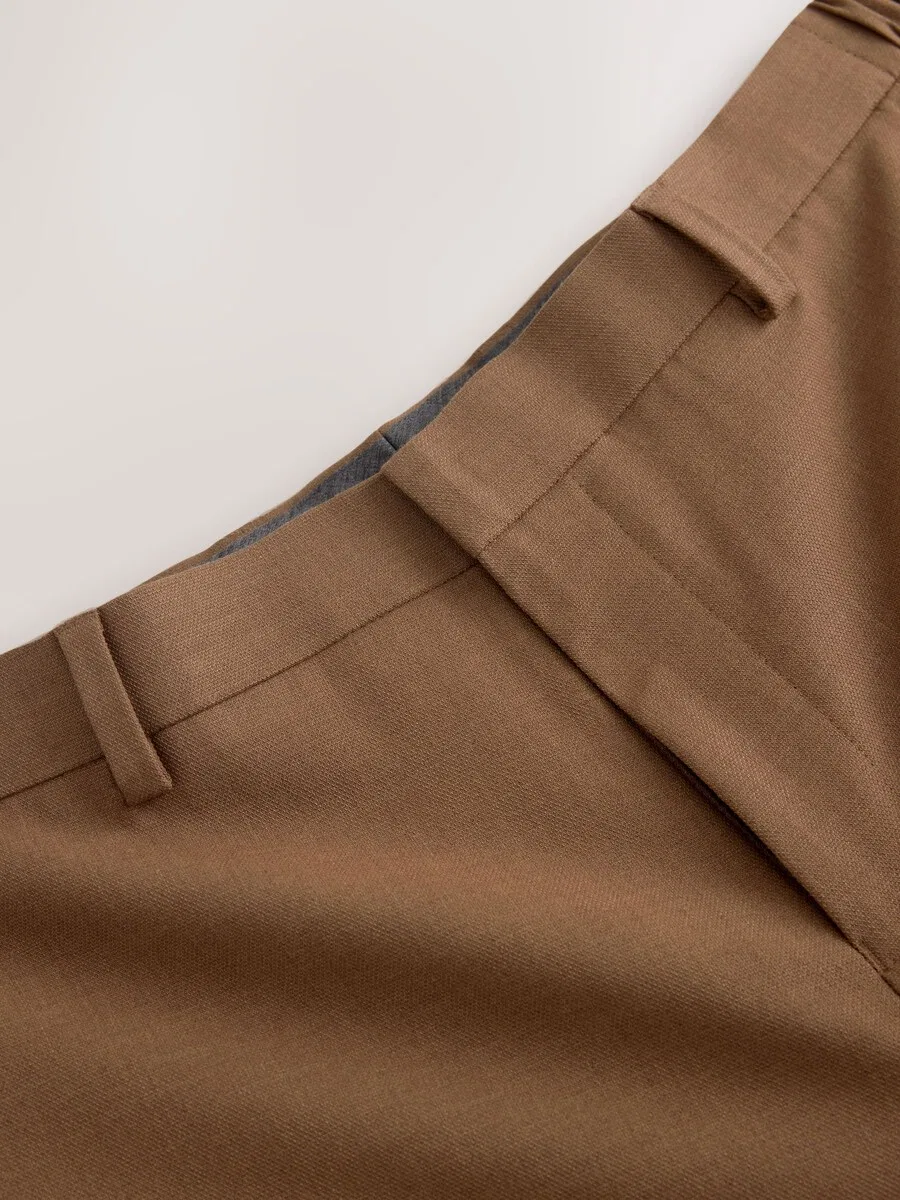 Брюки Next Regular Pleated Pants 'Motionflex' цвета коньяк — фото 3