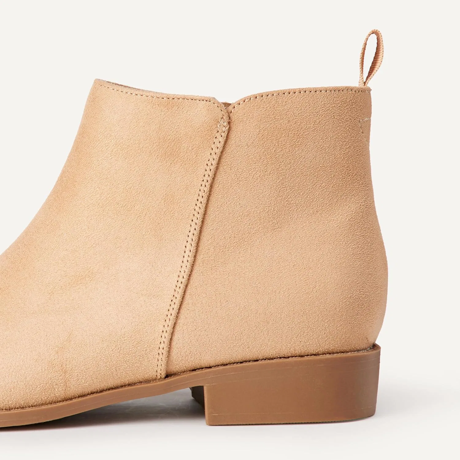 Детские ботинки для девочек на молнии Amazon Essentials, Taupe Faux Suede — фото 2