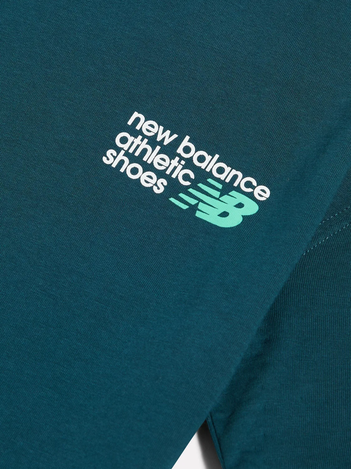 Футболка с графическим принтом New Balance Athletic Shoes, зеленый — фото 3