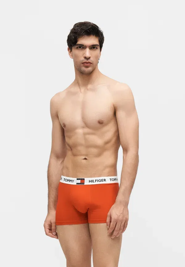 Комплект трусов из 3 штук Heritage logo, Tommy Hilfiger, красный/серый/мультиколор — фото 4