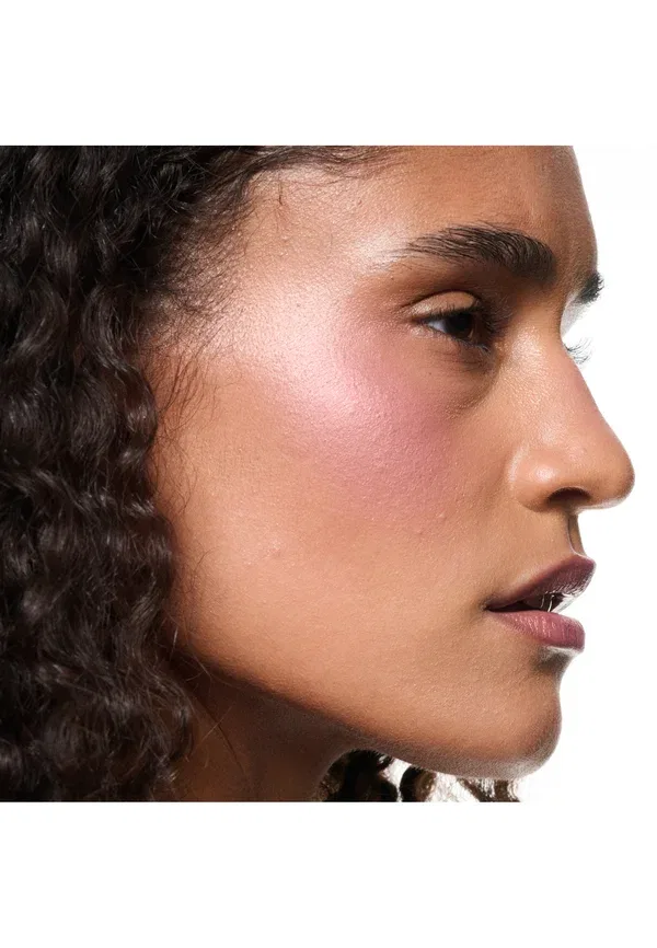 Румяна пудровые Colourstruck Blush Mac Honeylove 4.5 г, цвет honeylove — фото 3