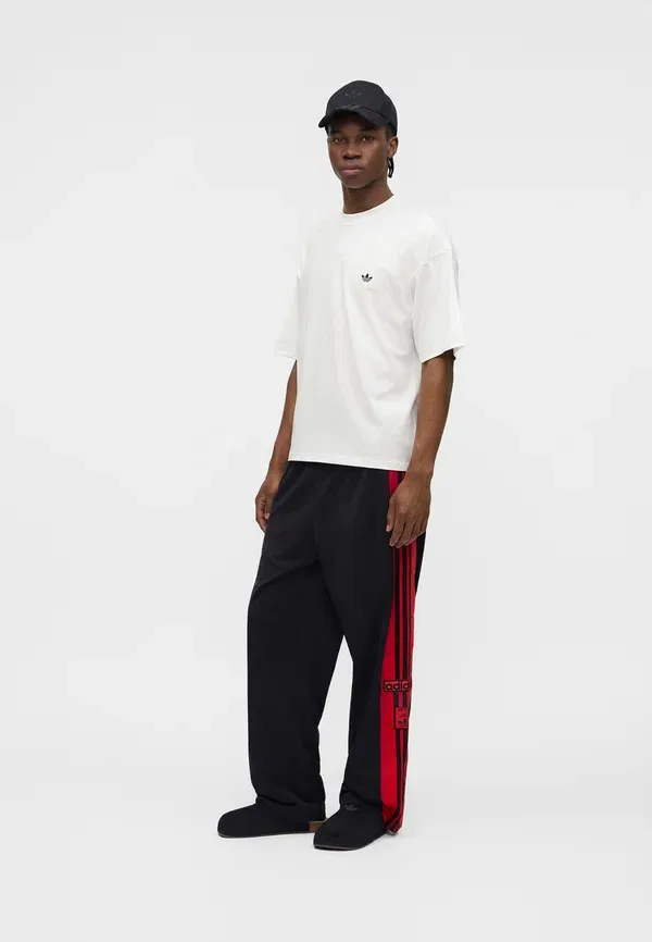 Футболка унисекс - базовая футболка Adidas Originals, белый — фото 2