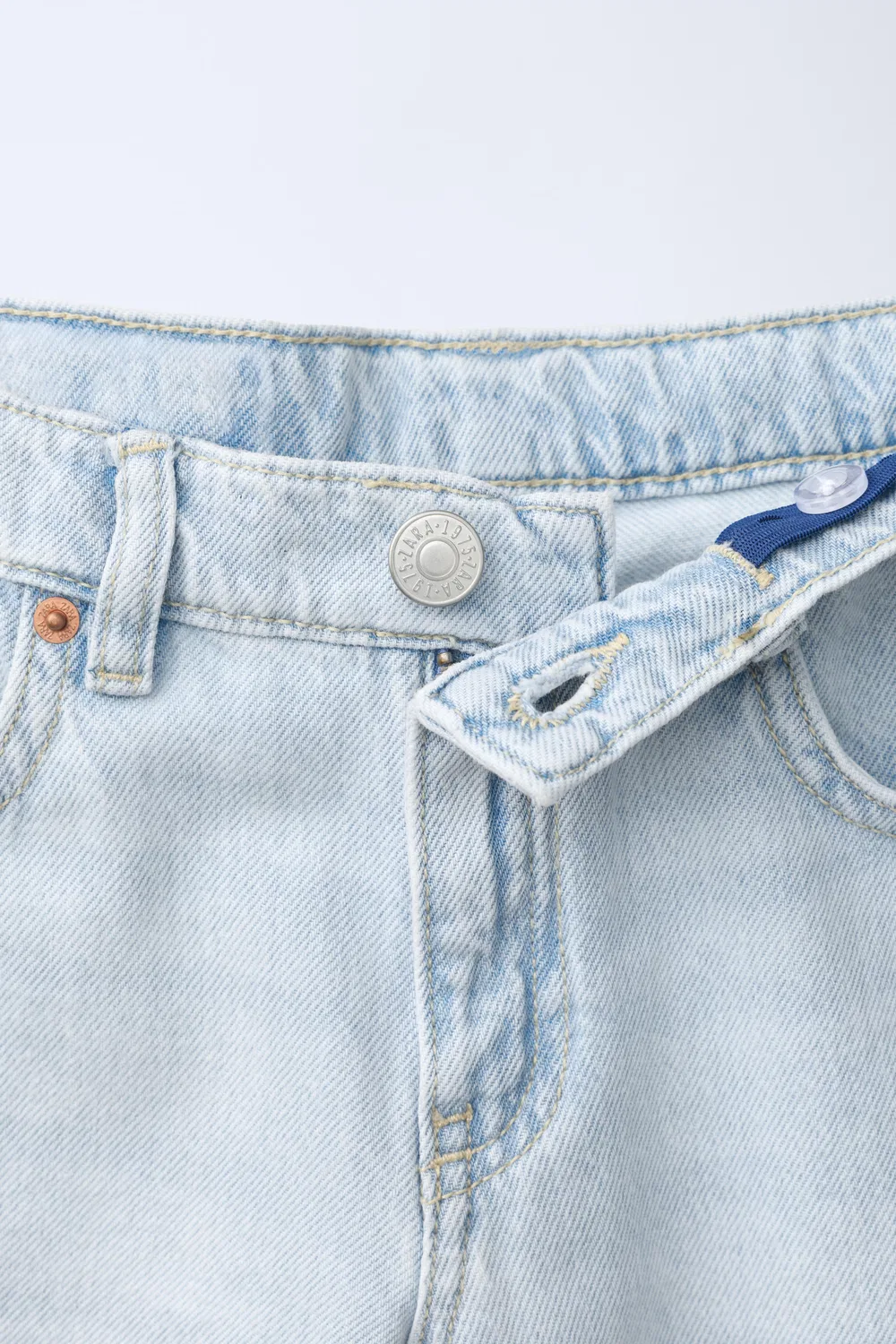 Рваные прямые джинсовые шорты-бермуды ZARA, Light Blue — фото 3
