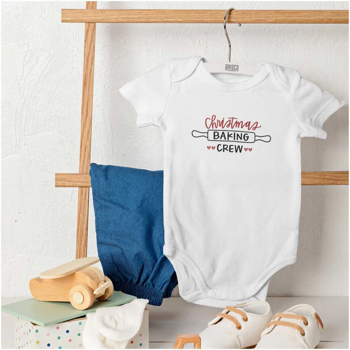 Детское боди-комбинезон с длинным рукавом Christmas Baking Crew Brisco Brands, White — фото 4