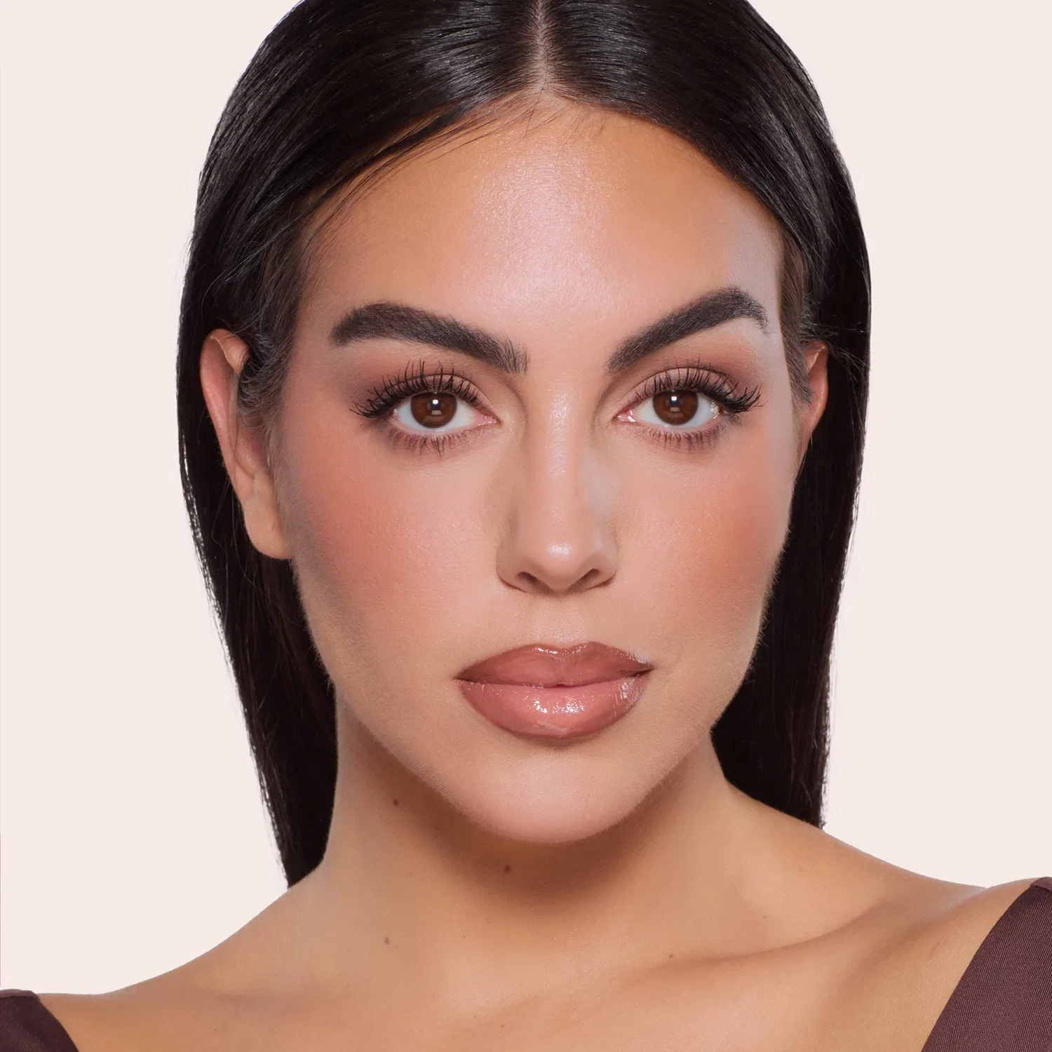 Кисть для макияжа Supernudes Shapewear Charlotte Tilbury — фото 2