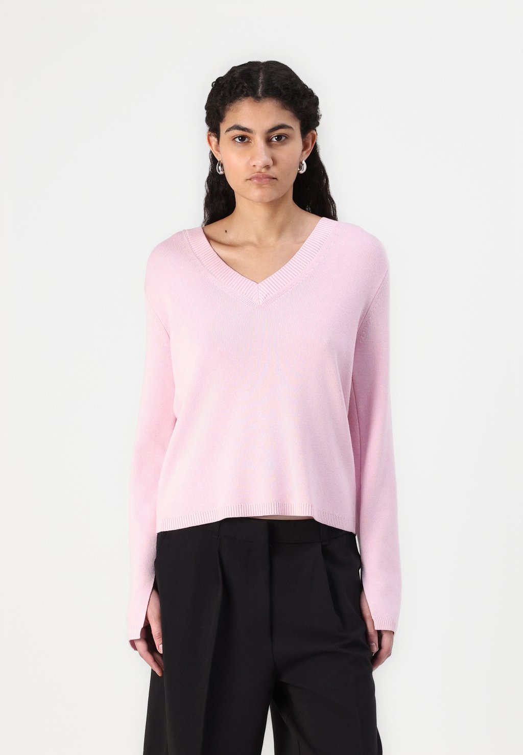 

Джемпер V NECK Gina Tricot, розовый
