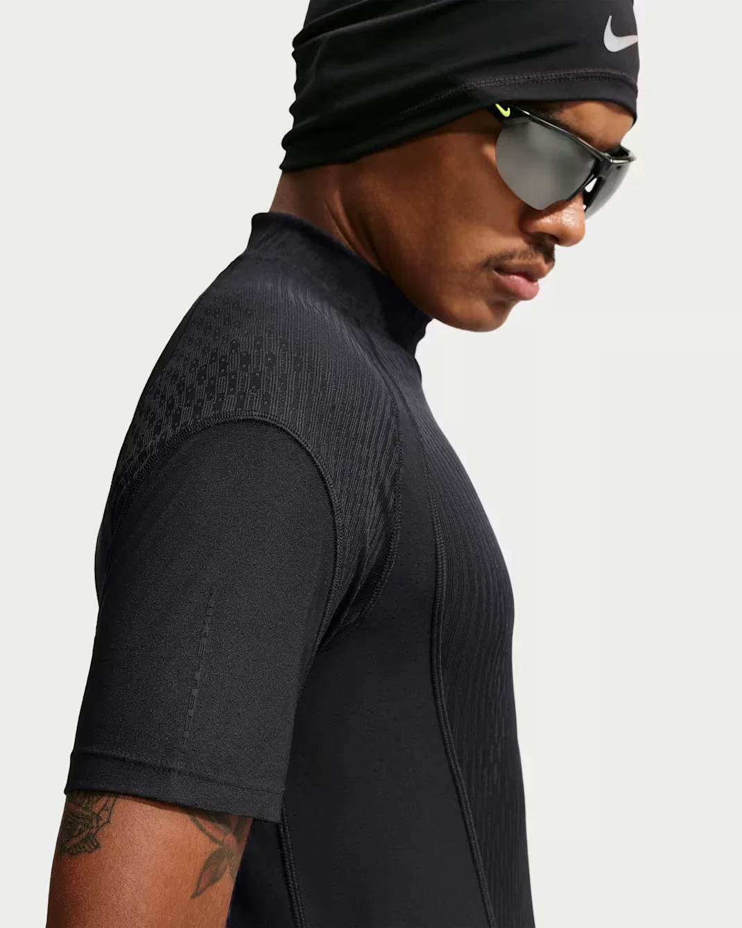 Мужская футболка с коротким рукавом Dri-FIT ADV Nike Tech, Black/Black — фото 3