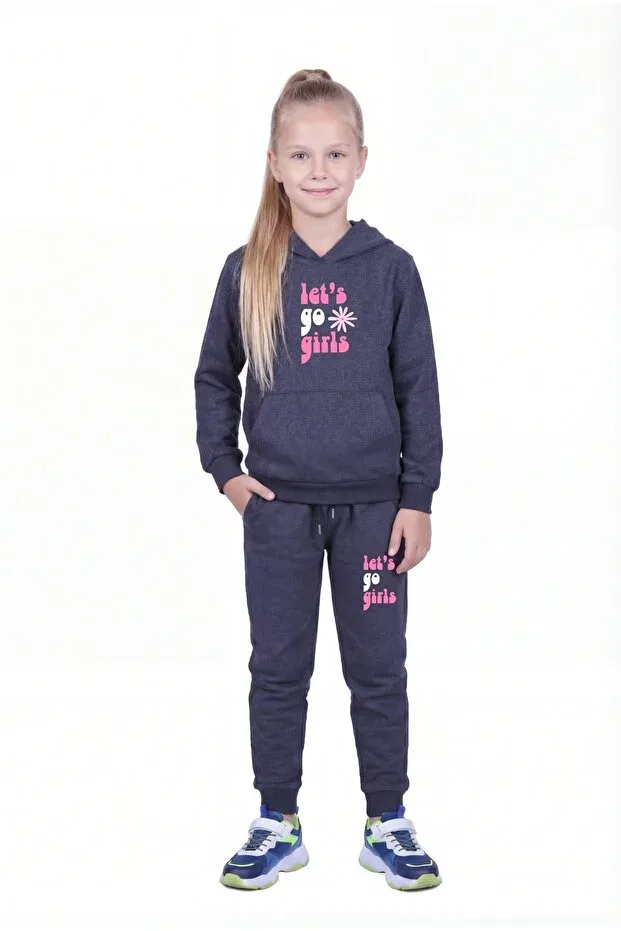Детский комплект из свитшота и брюк для девочек с принтом Kangaroo pocket hooded lets go girl printed detailed Fyk Kids, Smoke Grey — фото 2