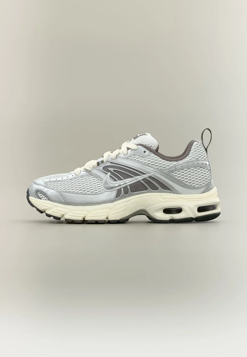Кроссовки Air Max Moto 2K унисекс Nike Sportswear, Platinum-Coloured Tint/Metallic Silver-Coloured/Cave Stone/Anthracite/Sail