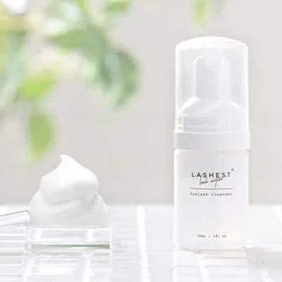 Средство для очищения ресниц Eyelash Cleanser Lashest 30 мл — фото 2