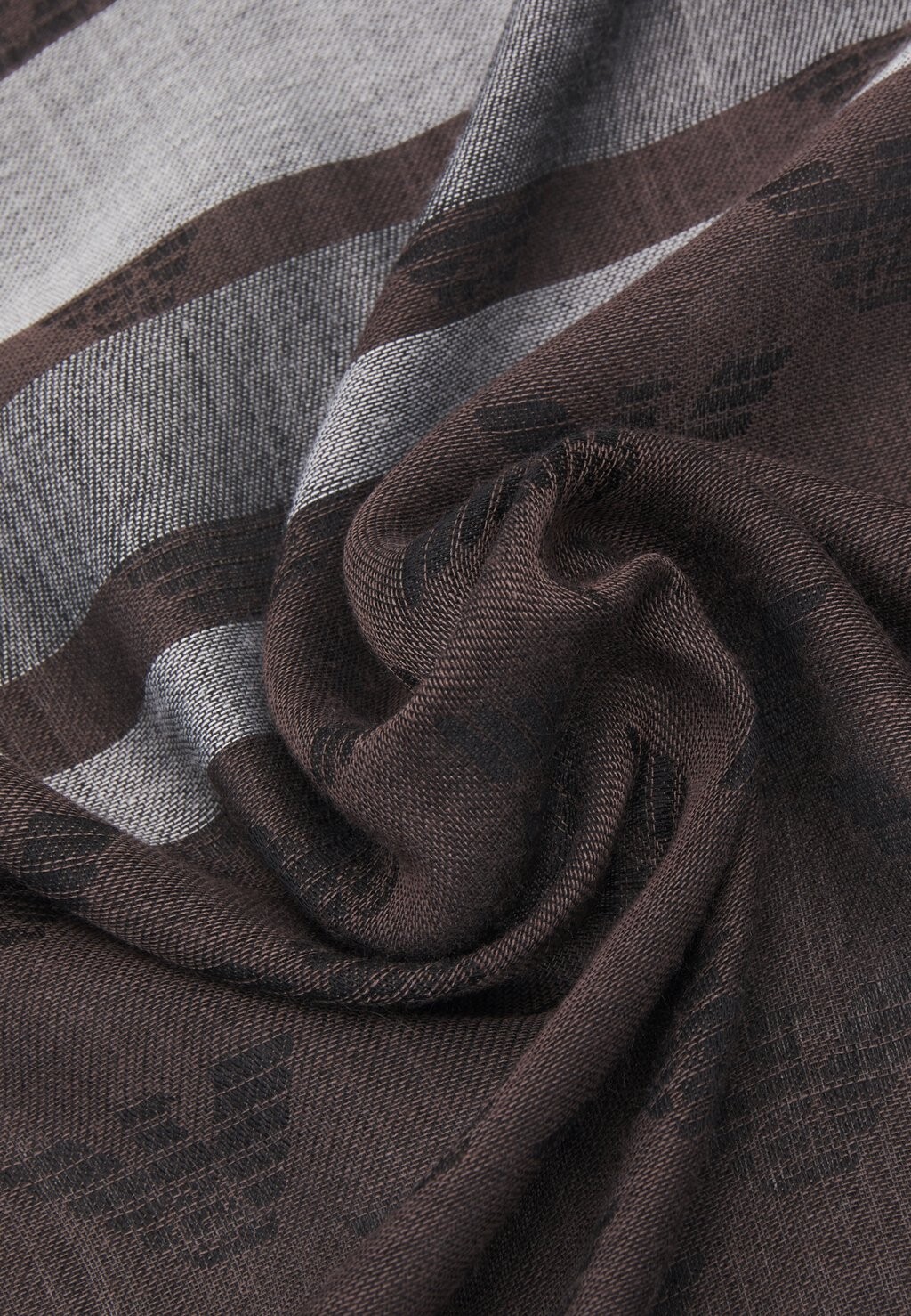 

Шарф STOLA Emporio Armani, белый
