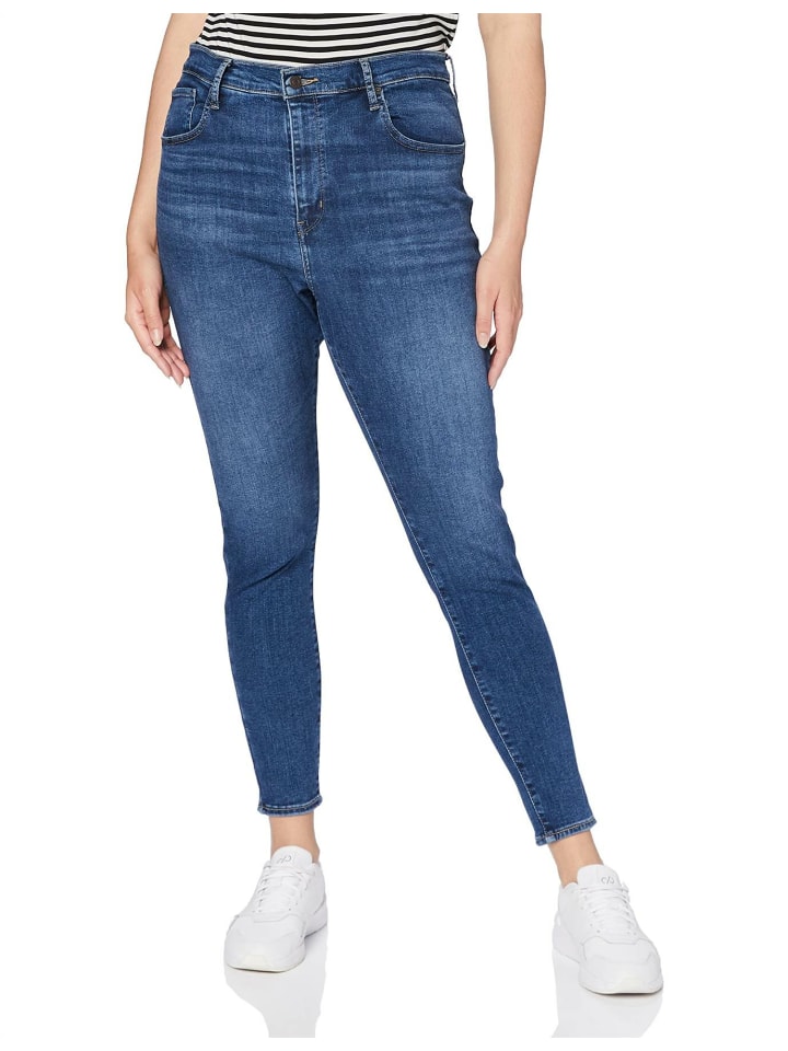 

Levis Женские джинсы синего цвета