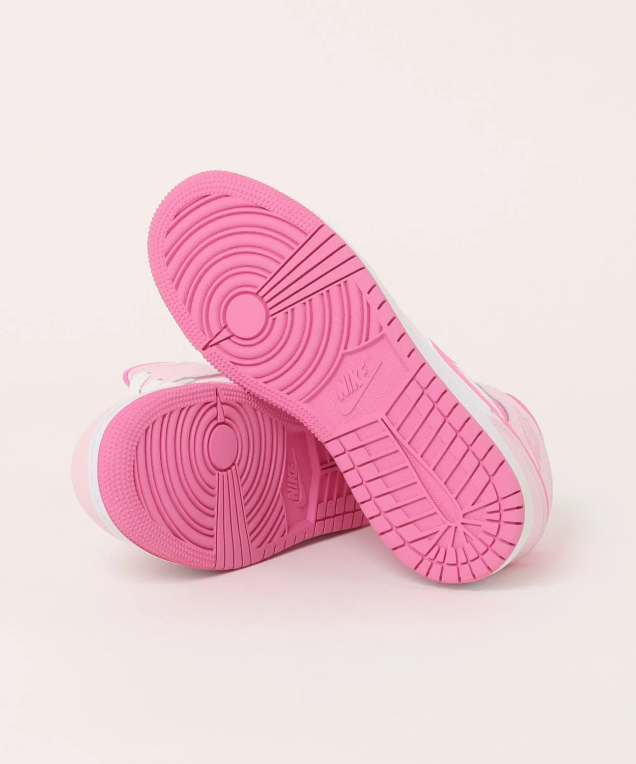 Детские кроссовки с кожаным верхом Air Jordan 1 Mid GS JORDAN BRAND, Pink — фото 3