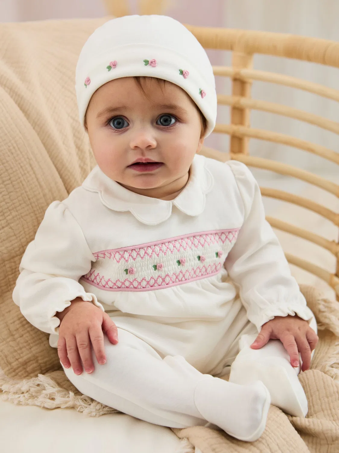 Комплект из боди и шапки JoJo Maman Bébé, кремовый