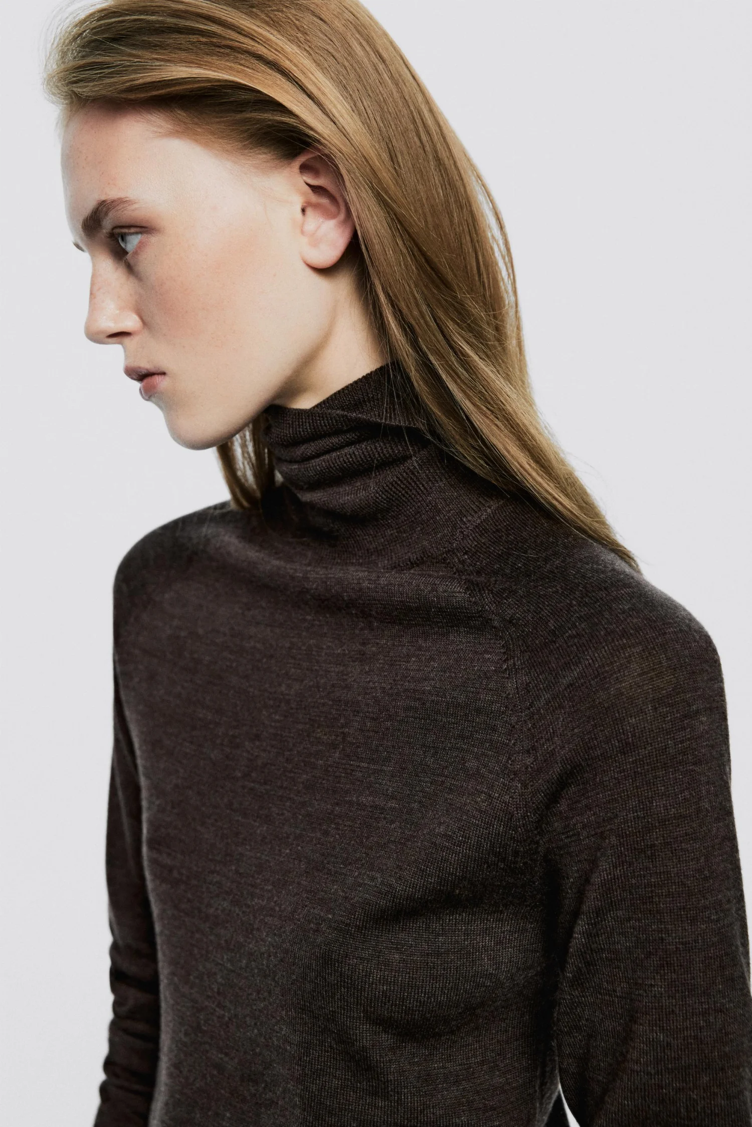 Водолазка Massimo Dutti 100% Wool Button - Limited Edition, шоколадный — фото 4