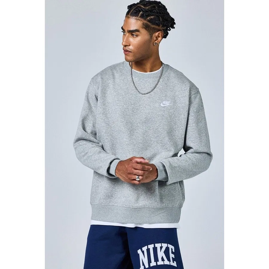Мужской свитшот стандартного кроя с длинным рукавом Sportswear Club Crew Nike, Серый — фото 4