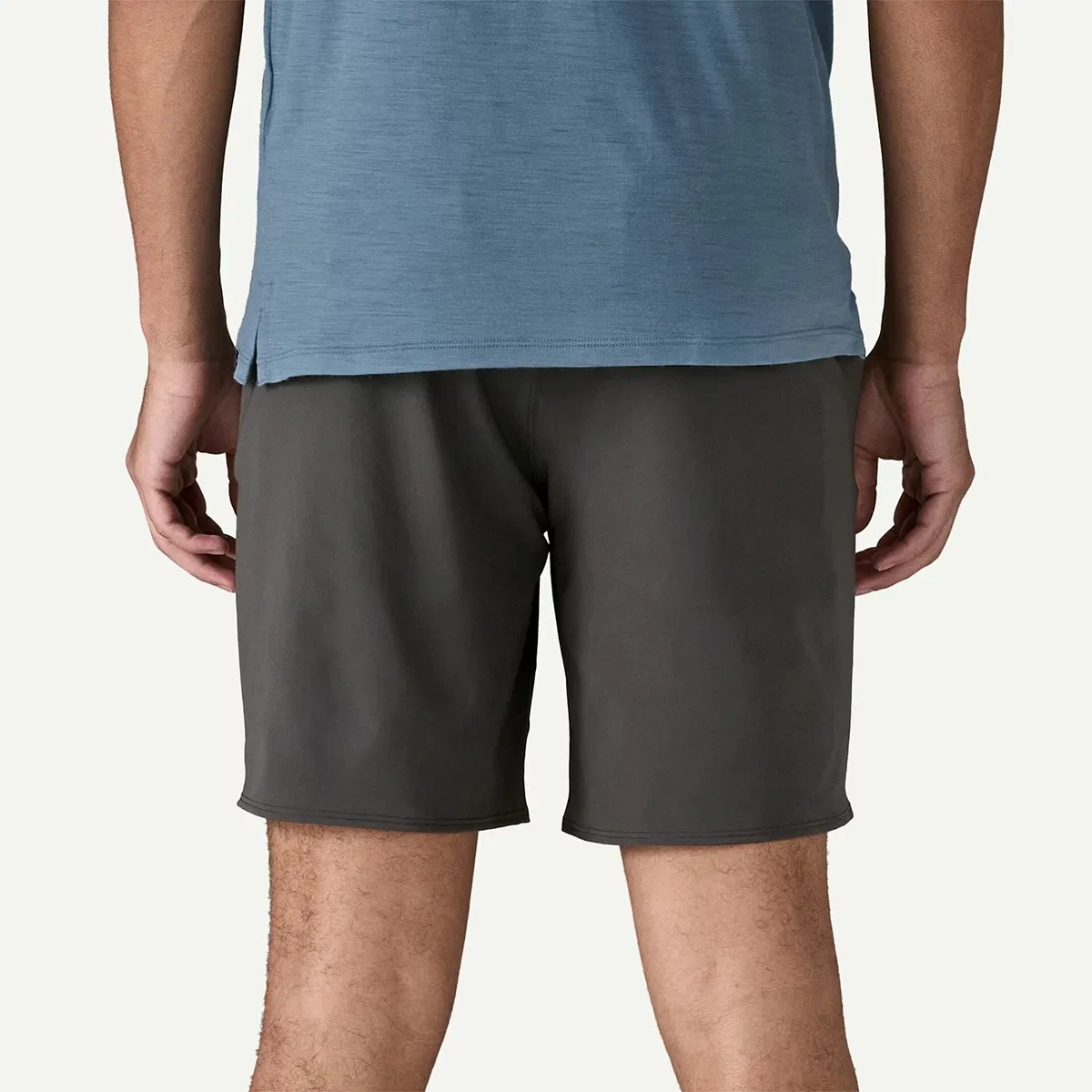 Мужские гибридные шорты с четырехсторонней растяжимостью Hydropeak 18in Hybrid Walk Short Patagonia, Ink Black — фото 4