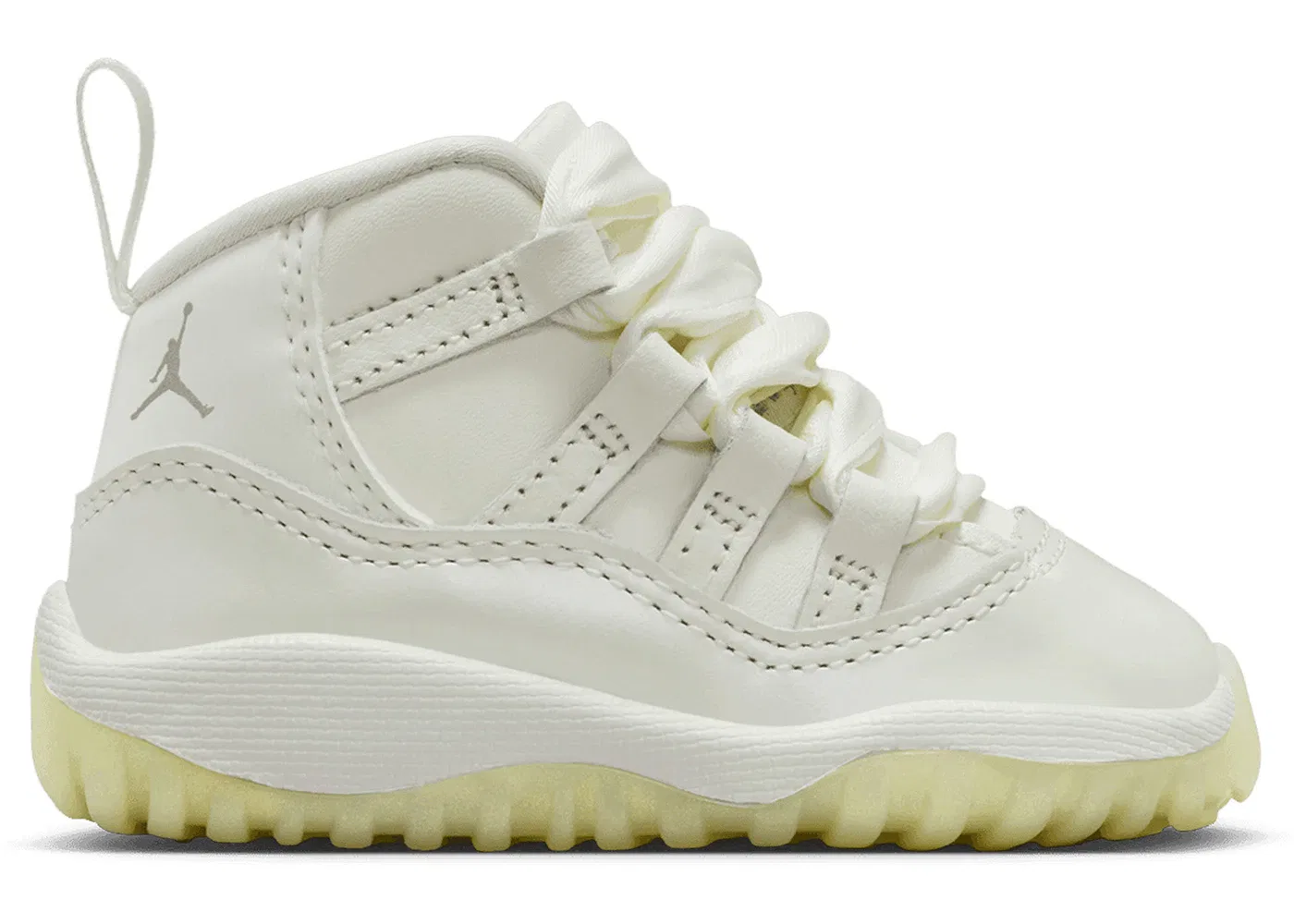 Детские кроссовки Lifestyle Jordan 11 Retro Jordan, Sail/Pearl Grey/White/Metallic Silver