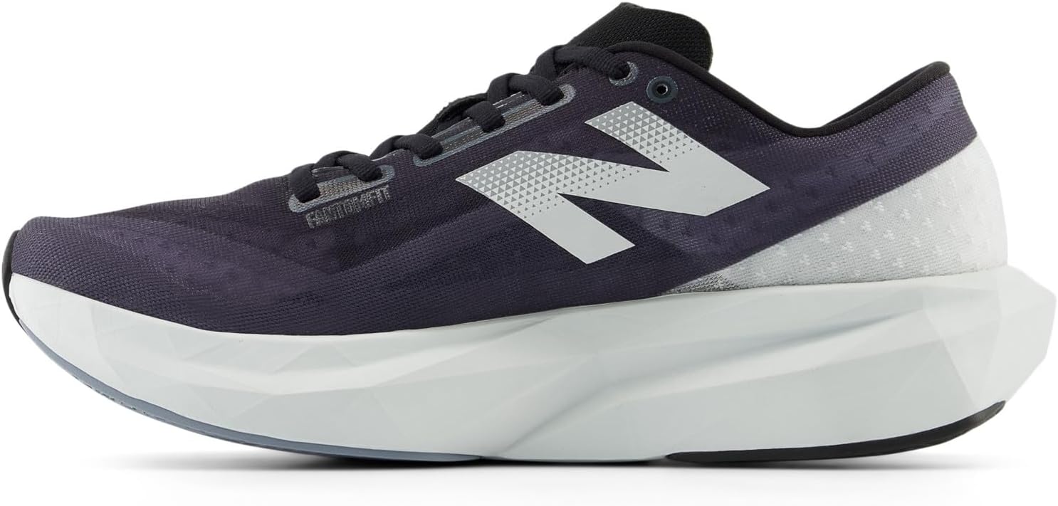 Мужские кроссовки New Balance FuelCell Rebel V4, черный/серый — фото 4